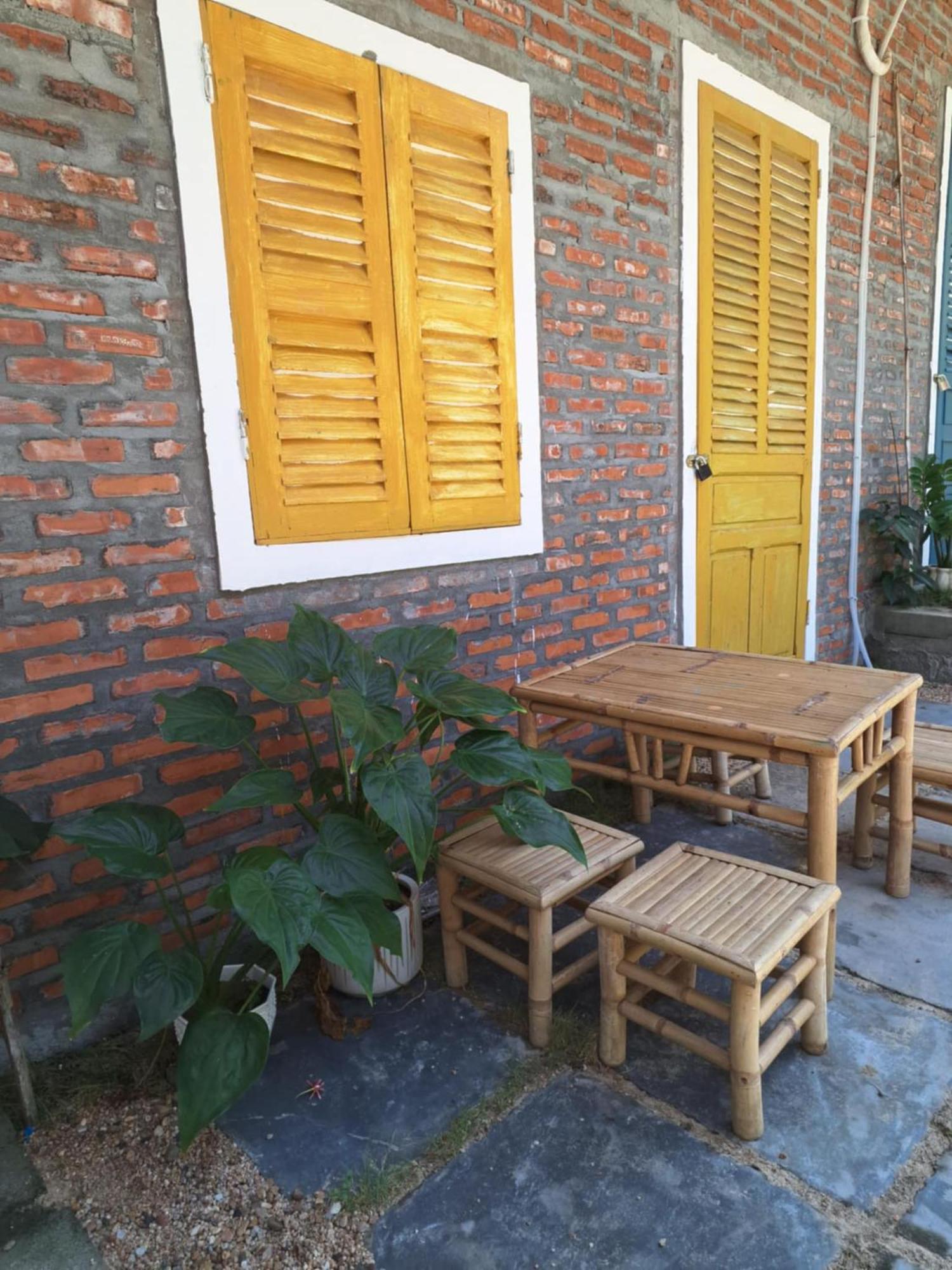 Homestay Dat Phu Туїхоа Екстер'єр фото