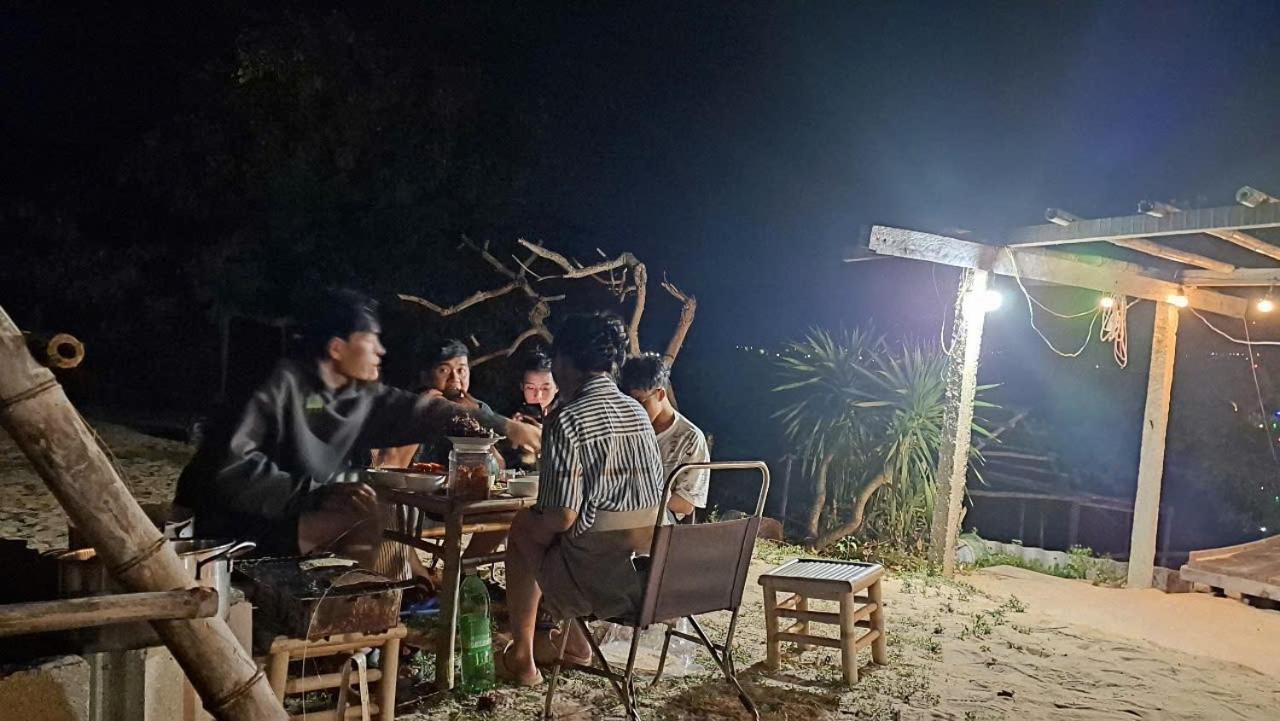 Homestay Dat Phu Туїхоа Екстер'єр фото